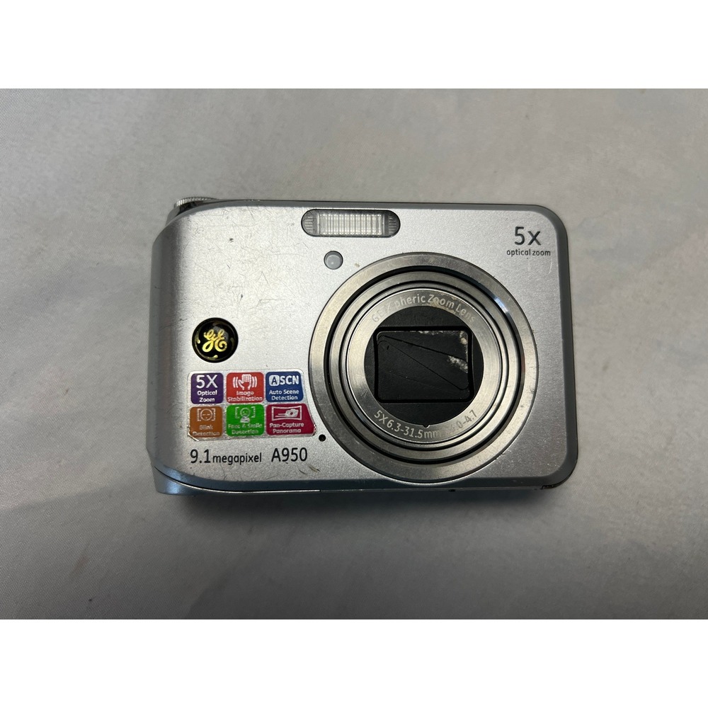 GE A950 9.1MP Digital Camera Silver 5x Optical Zoom 2.5" LCD Tested